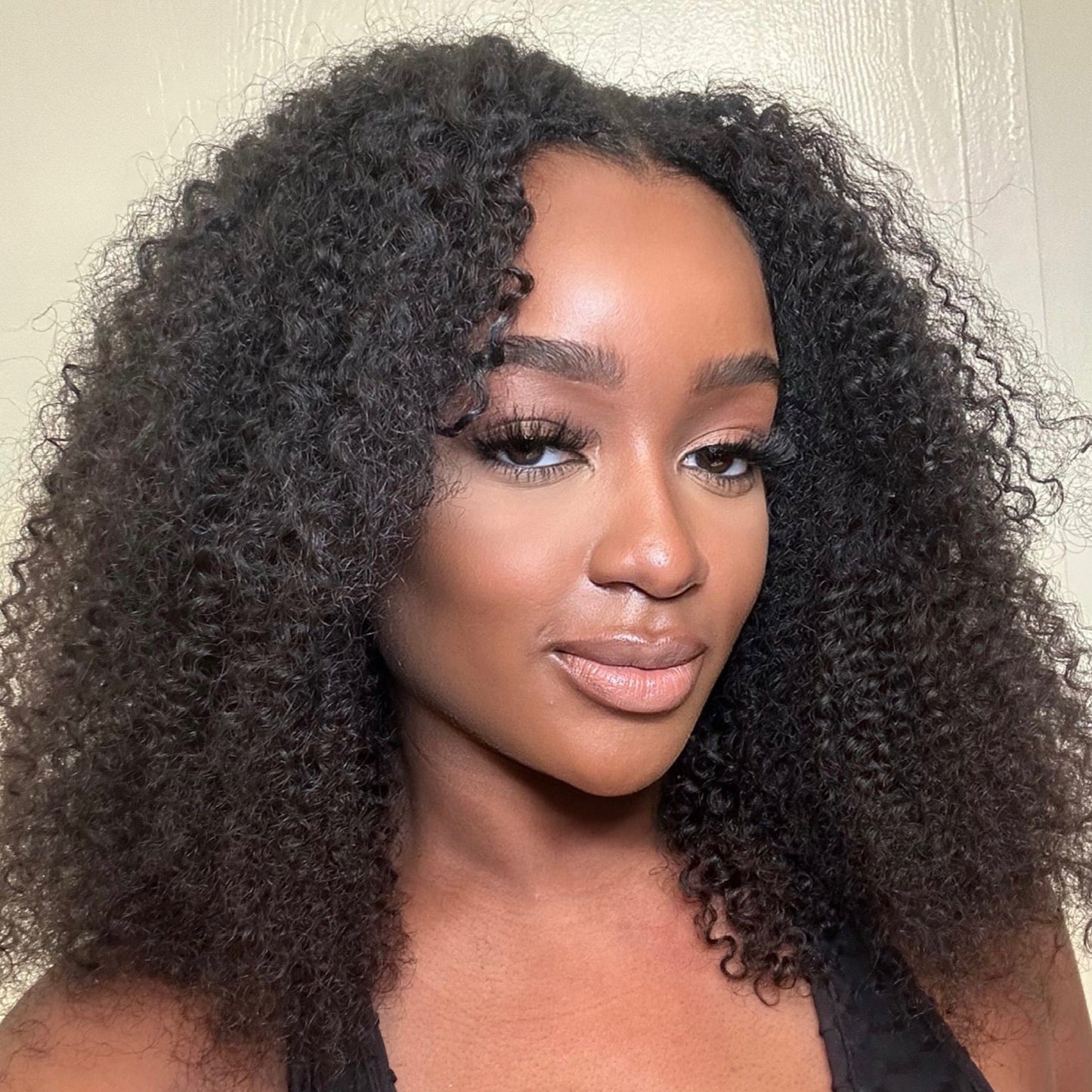 JAMAICAN CURLY BUNDLES