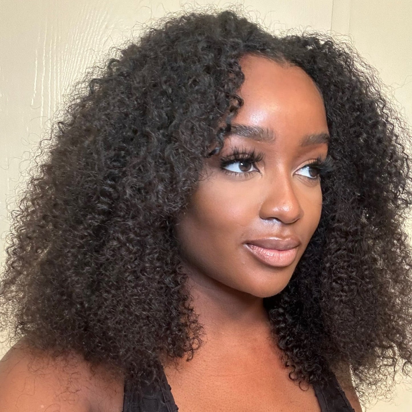 JAMAICAN CURLY BUNDLES