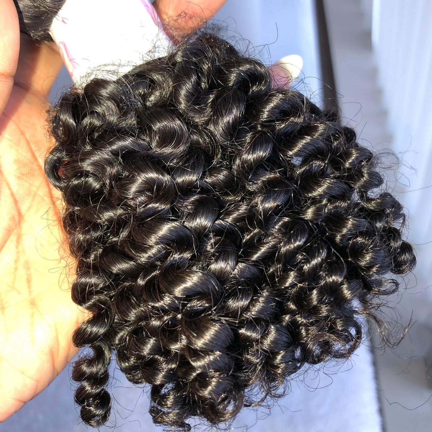 KINKY CURLY